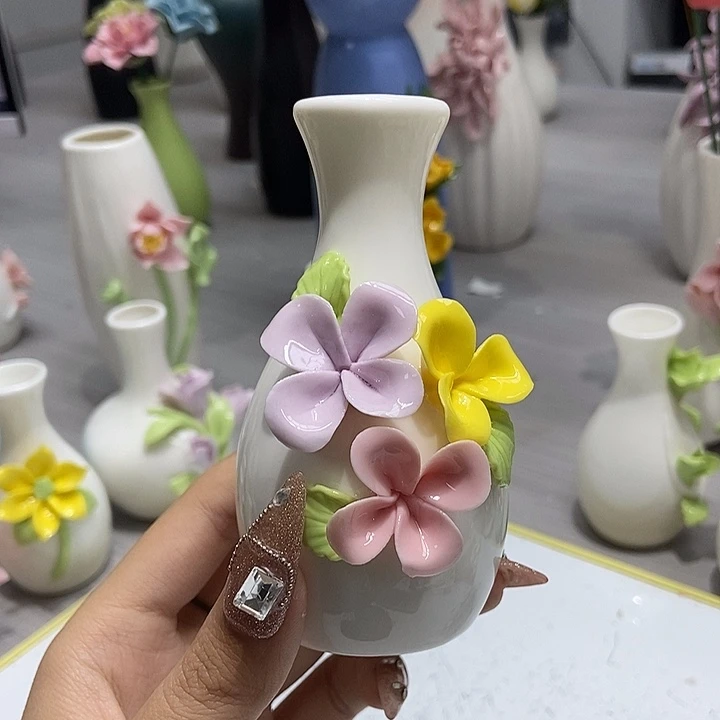 陶瓷纯手工捏花设计