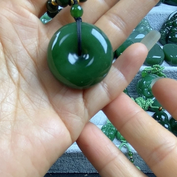 吊坠(不含链)未镶嵌和田玉（碧玉）30