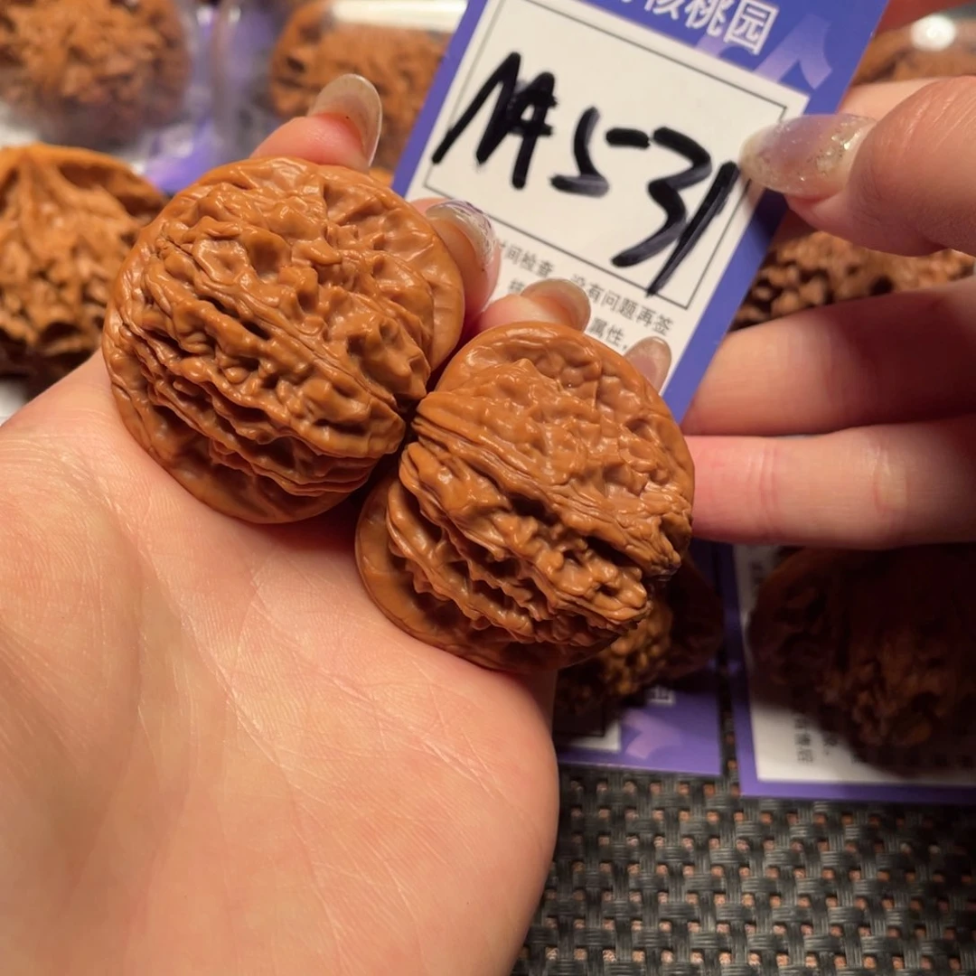 文玩核桃把件M531号 4.1➕楼子