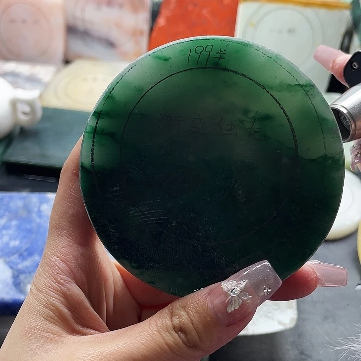 石英质玉未镶嵌手镯定制