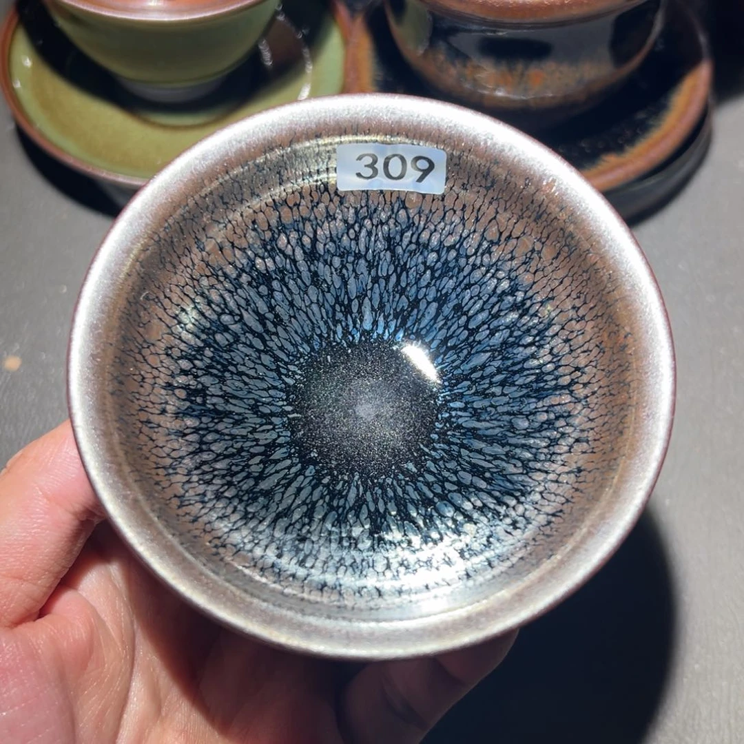 茶盏我们是不知道什么叫爱情