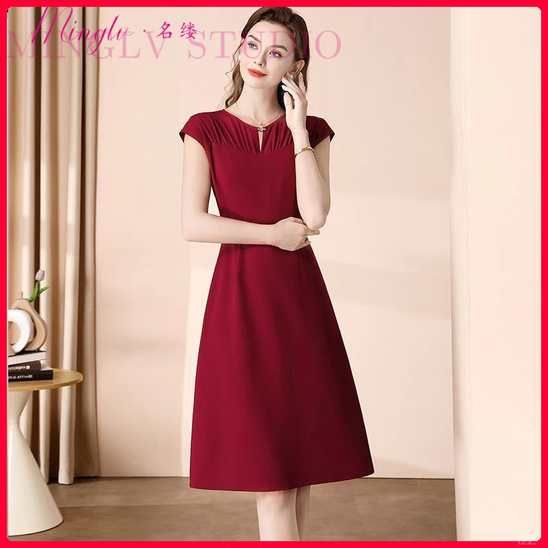 名缕巨好看连衣裙女2025夏季新款法式收腰显瘦气质今年流行裙子