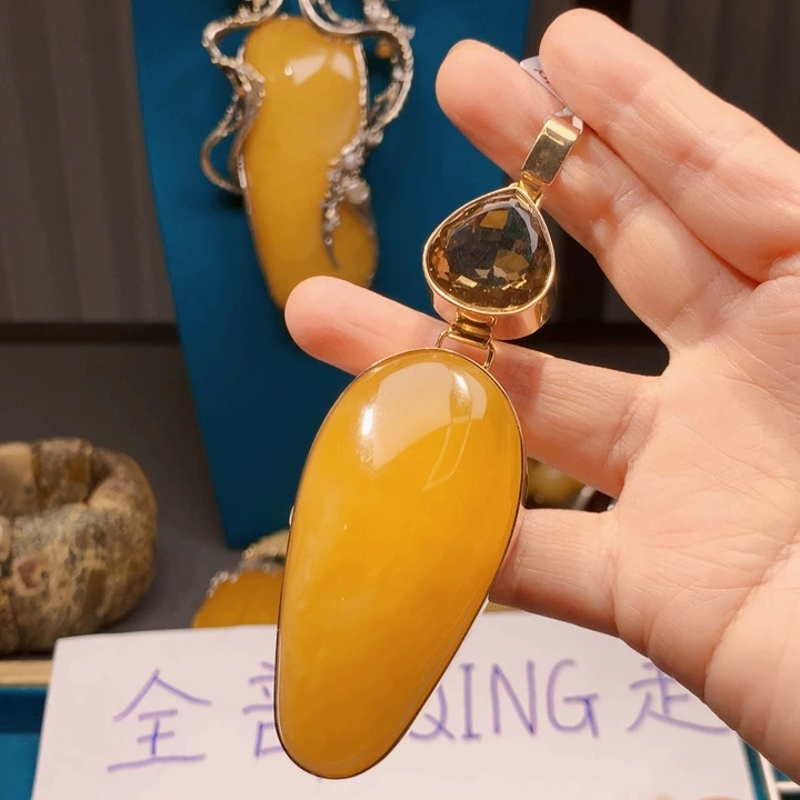 琥珀颈饰未镶嵌波兰设计款琥珀蜜蜡
