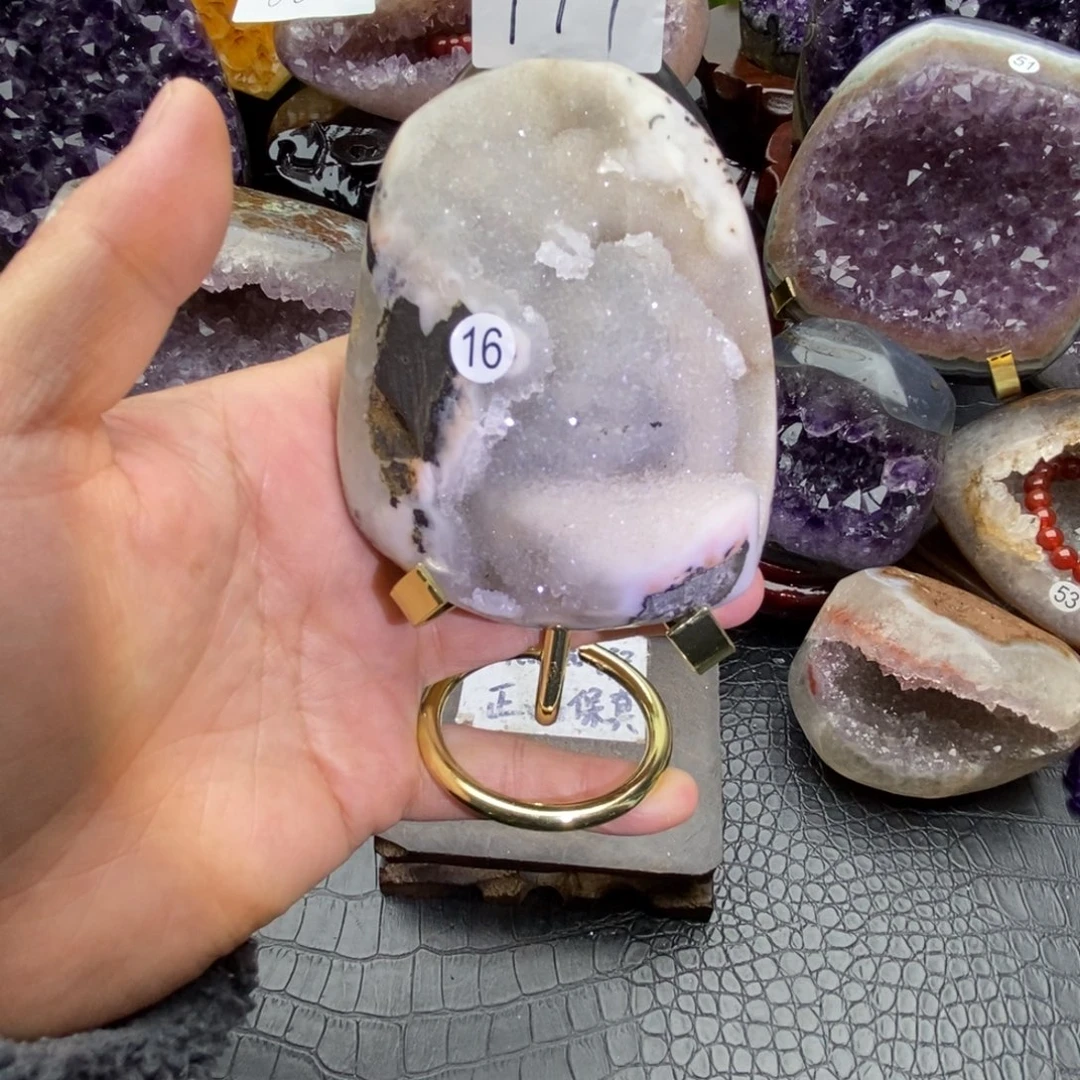 紫晶未镶嵌大型摆件（非配饰）