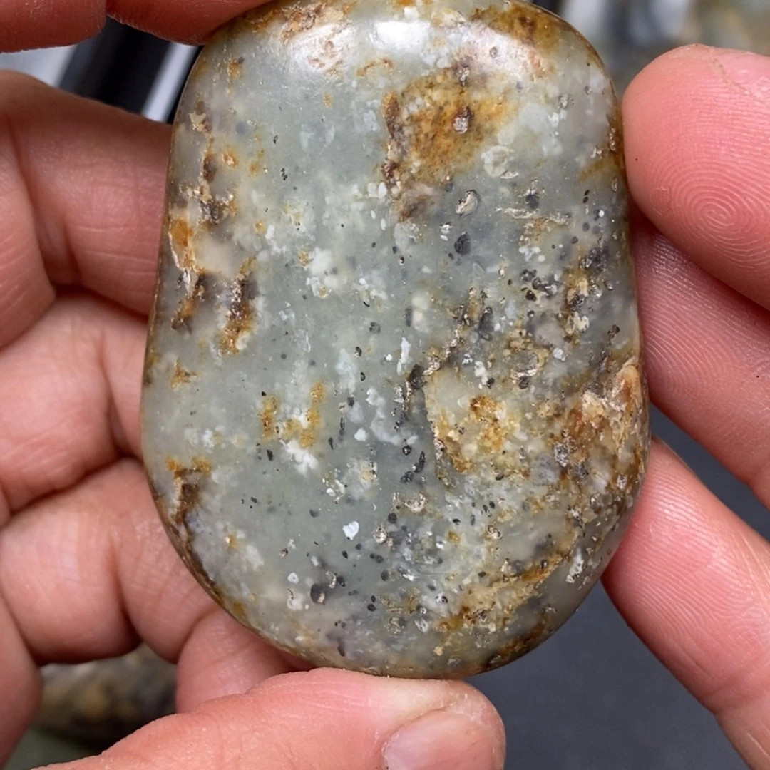 和田玉（糖玉）挂件未镶嵌