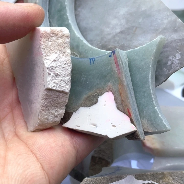 琨***焜颈饰未镶嵌翡翠27655