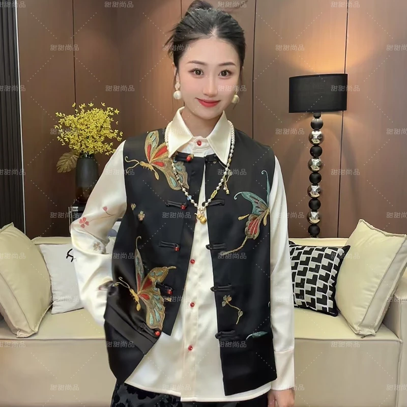 时尚休闲百搭蝴蝶彩绘刺绣马甲女2025春季复古盘扣无袖外搭马夹潮