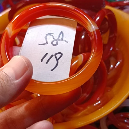 手镯玛瑙/玉髓未镶嵌