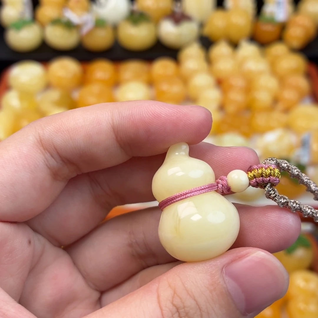 蜜蜡未镶嵌毛衣链蜜蜡