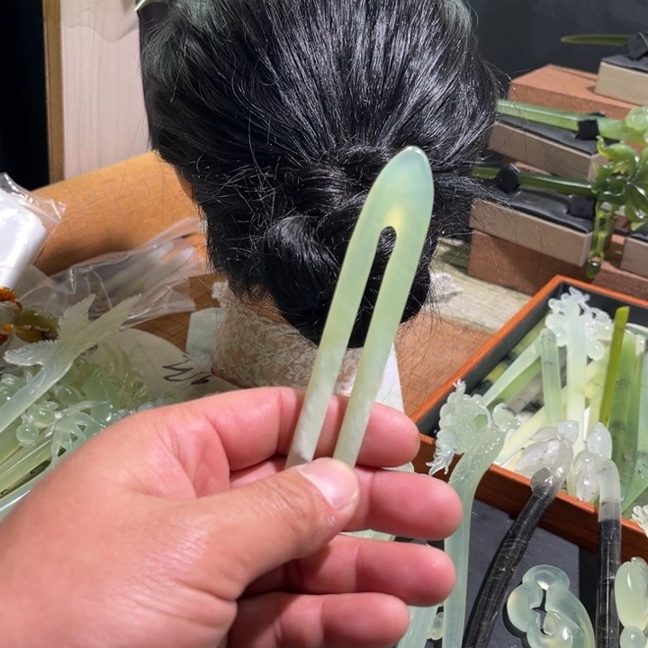 不***了蛇纹石玉合金发饰