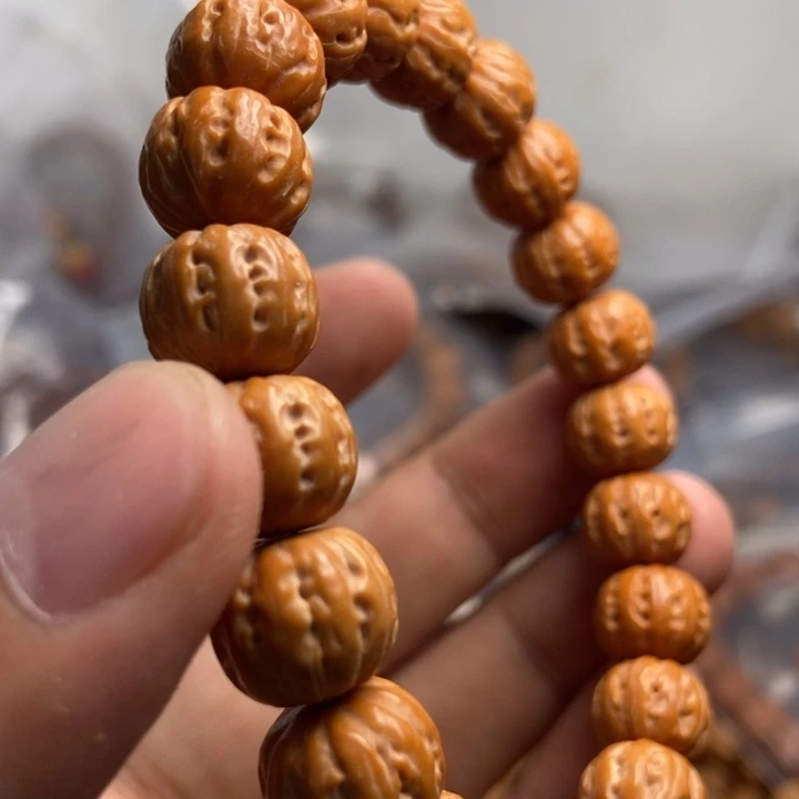 猴头核桃吊坠老白