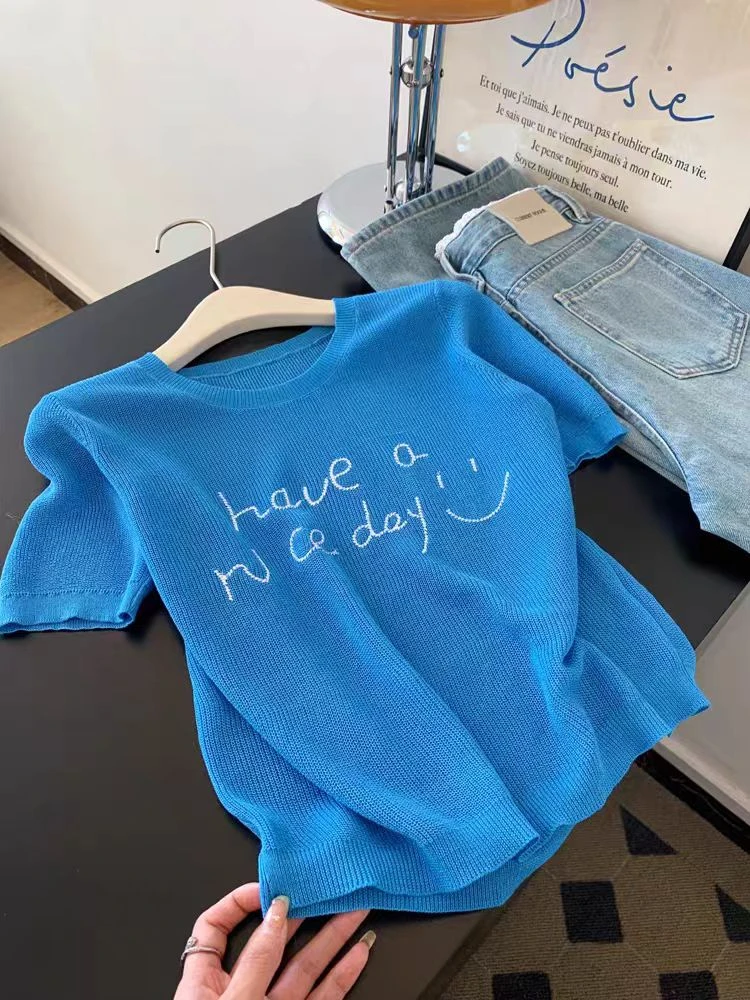克莱因蓝针织短袖t恤女小个子短款正肩直筒气质上衣2025新款夏季