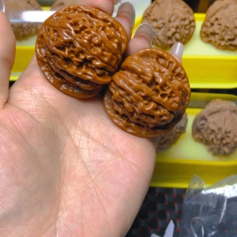 【闪购商品】文玩核桃吊坠四座楼