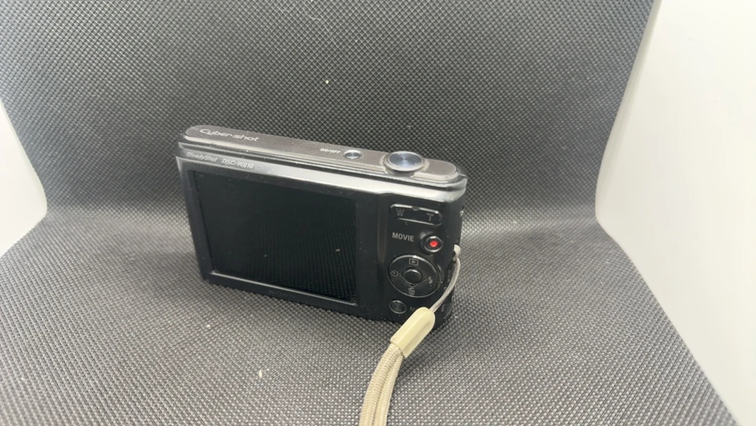 9新 Sony/索尼 W8102010w像素，6×变焦数码相机摄影照相高清