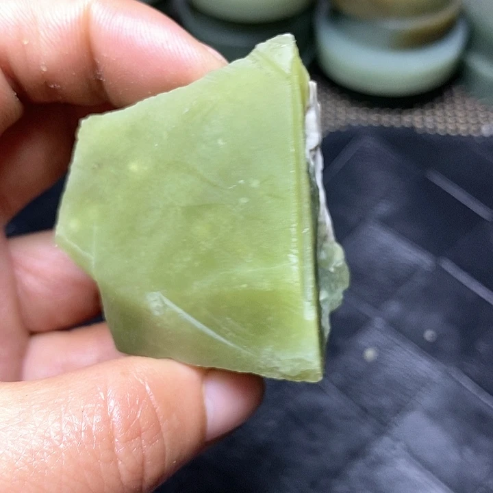 和田玉毛料未镶嵌