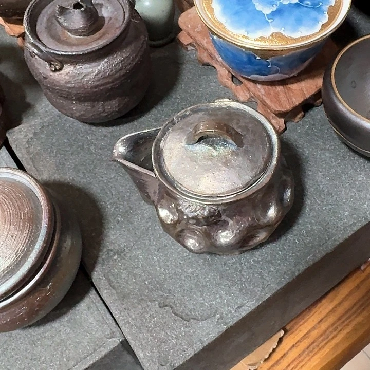 康***鼻瑕疵一个，瓷。品茗