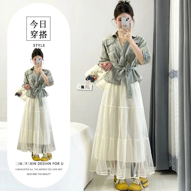 超火穿搭一整套女夏韩系小众设计感绑带牛仔上衣a字网纱裙两件套