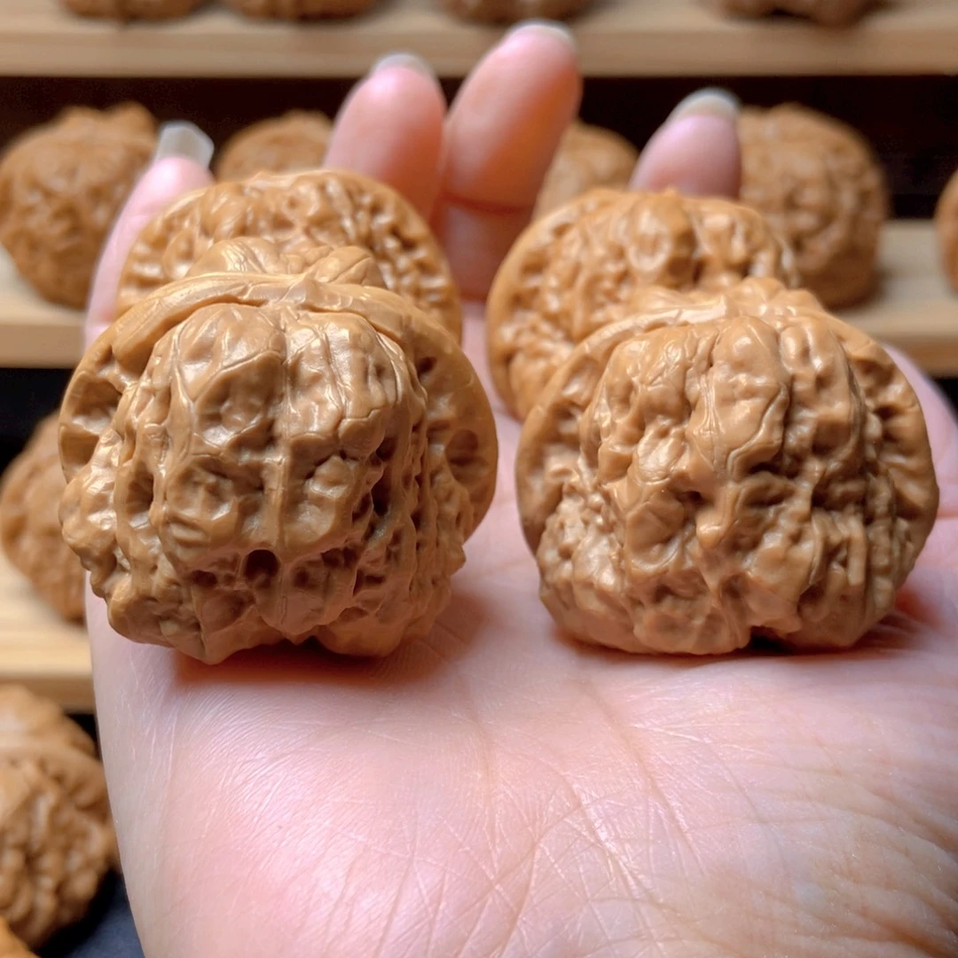 文玩核桃吊坠空***6蛤蟆头