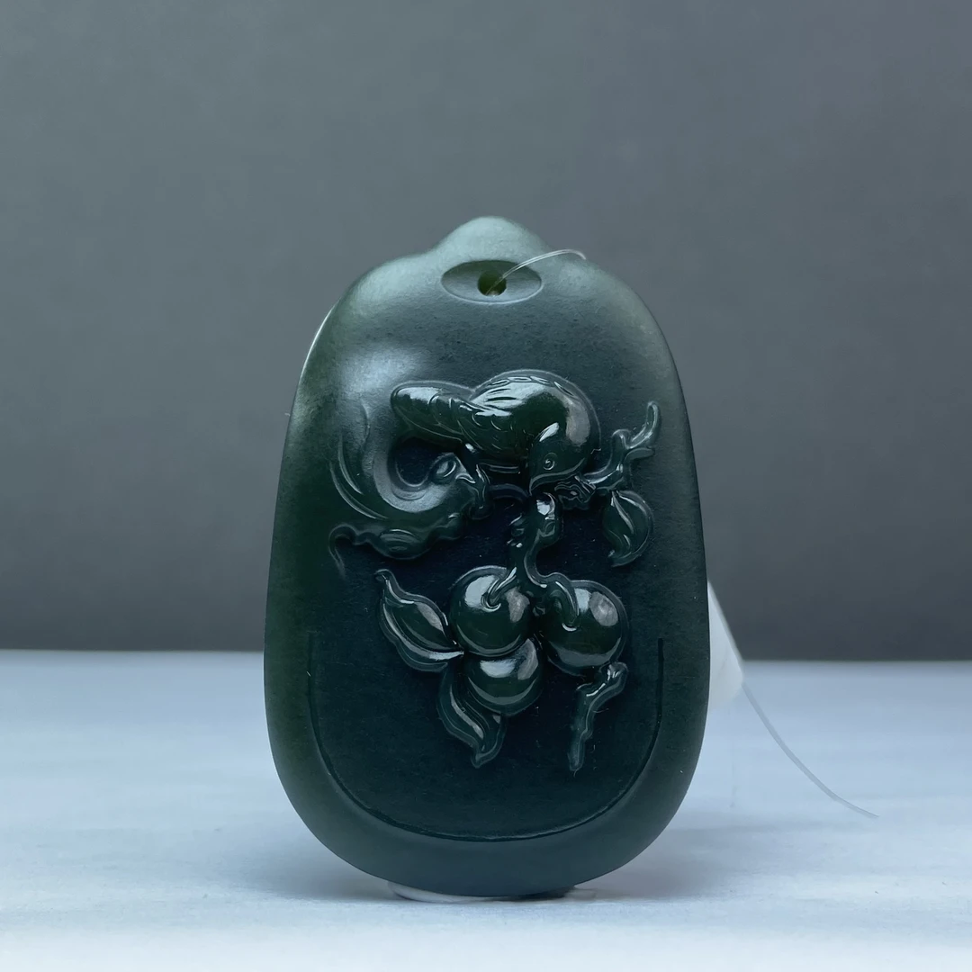 EK3019 和田玉 喜上枝头