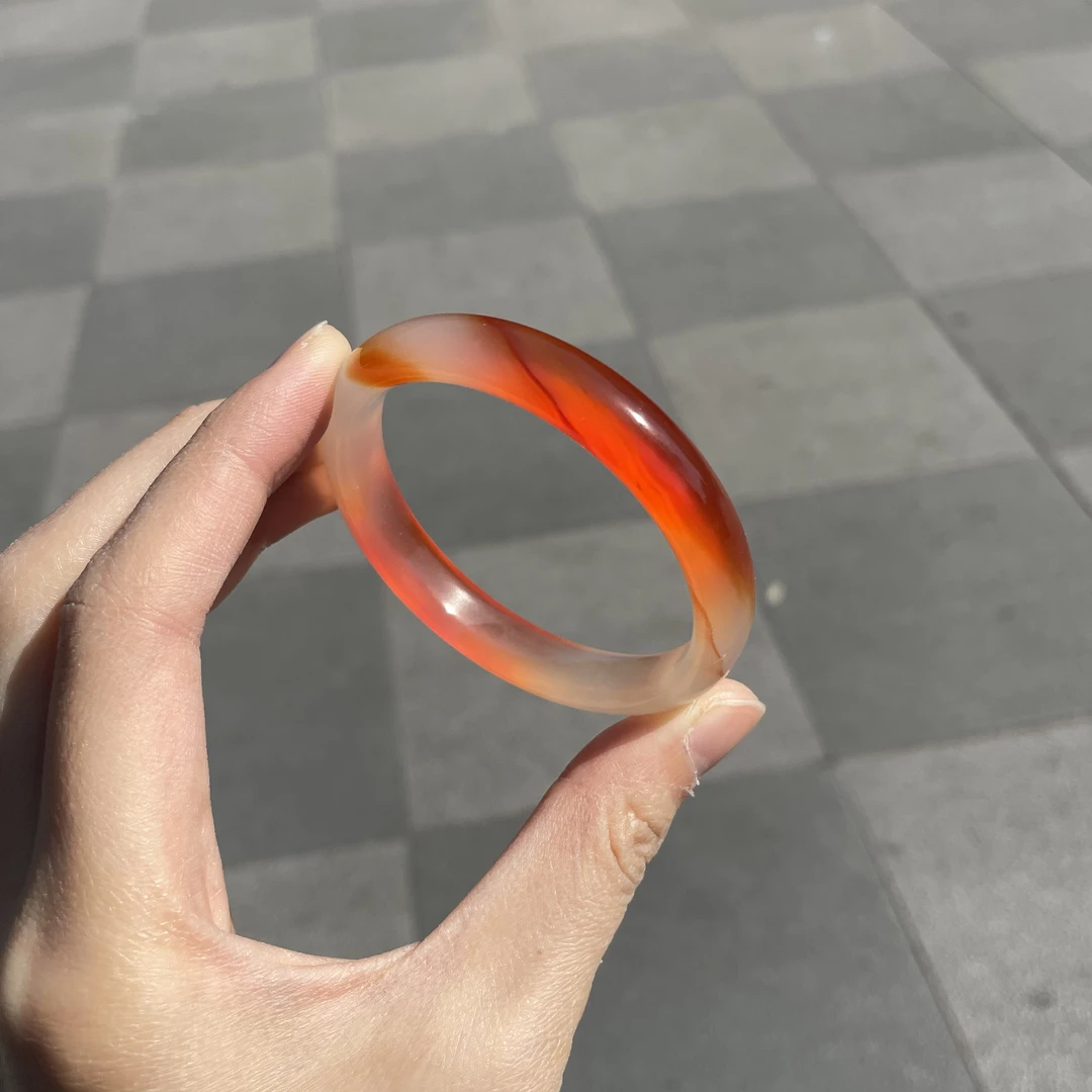 圈口54+正圈红色锦鲤飘糖飘纹天然晶体扣手介意勿拍！-玛瑙
