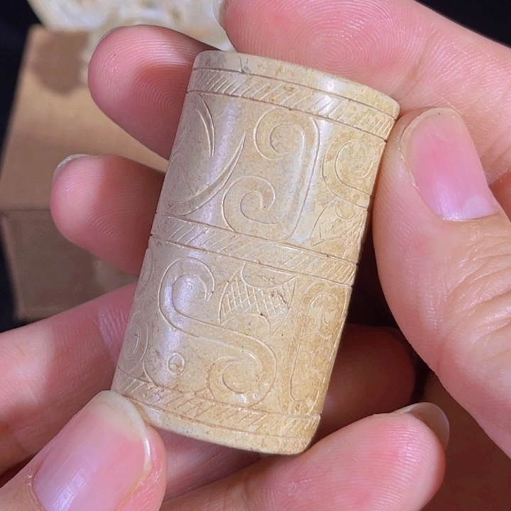 和田玉（糖玉）颈饰未镶嵌戈**杨