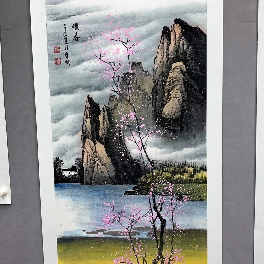 国画艺术家真人手绘