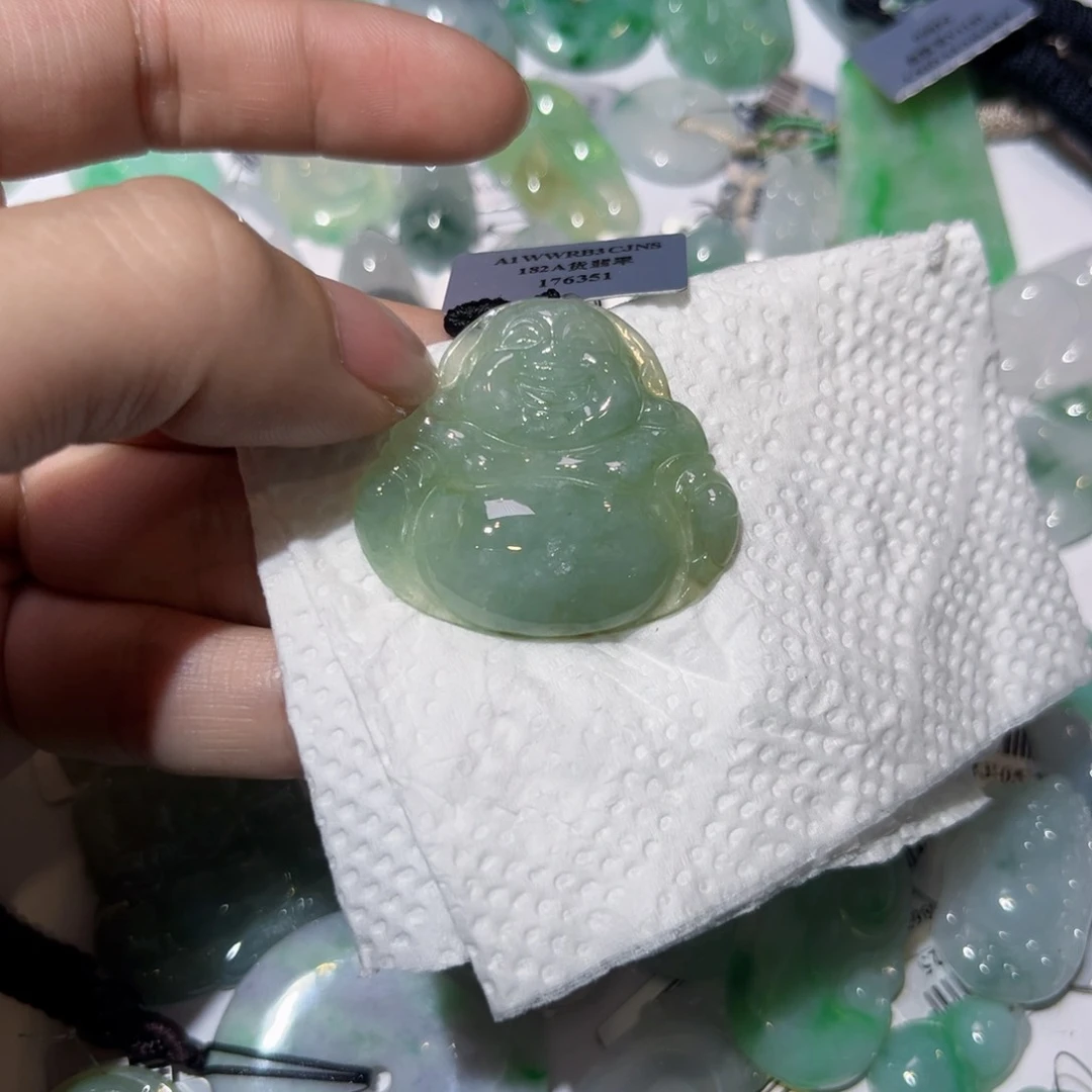 翡翠颈饰未镶嵌天然翡翠A货