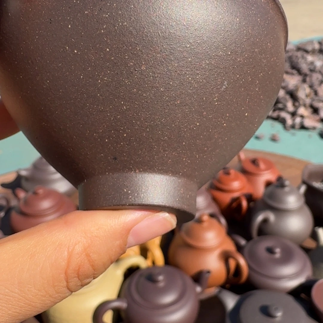 紫砂茶杯四号井紫泥主人杯泥料体验