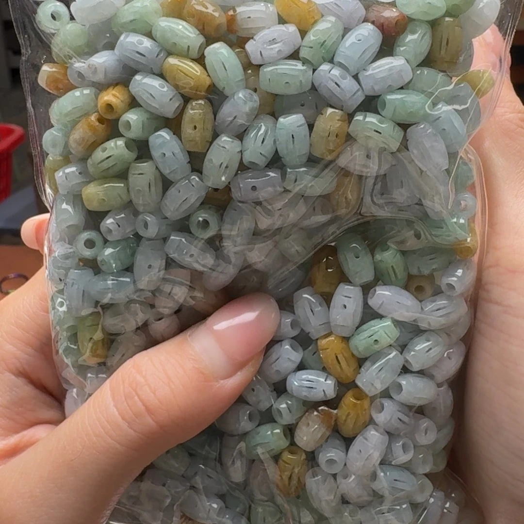 未镶嵌挂件翡翠福利1个，不包邮，拍一单邮费发货