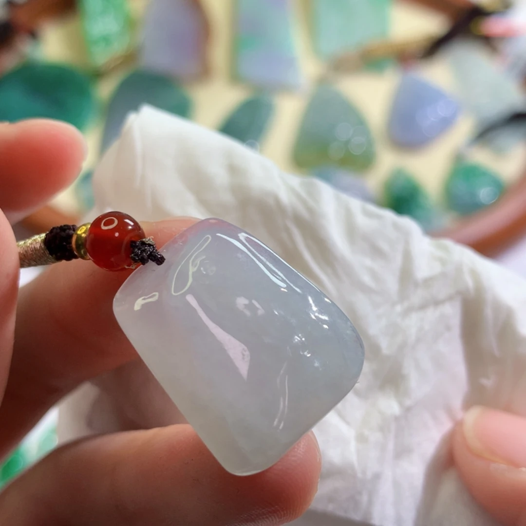 【闪购商品】翡翠吊坠(不含链)未镶嵌 9926