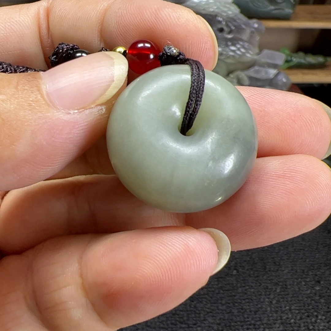 未镶嵌岫玉颈饰岫玉平安扣