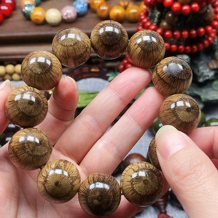 朱***辉手串/手链藤类买麻藤