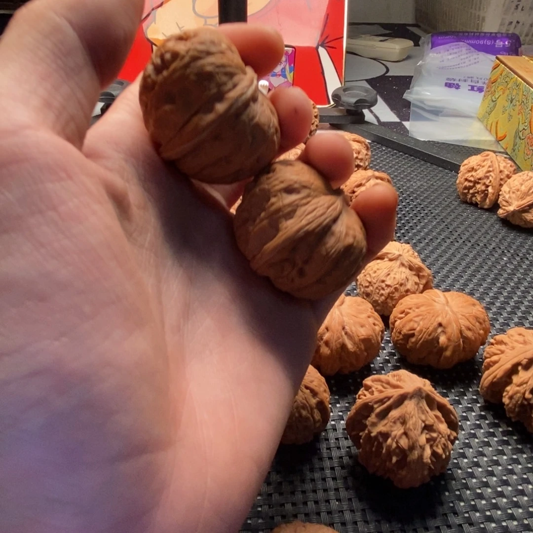 文玩核桃精品对元宝42全品