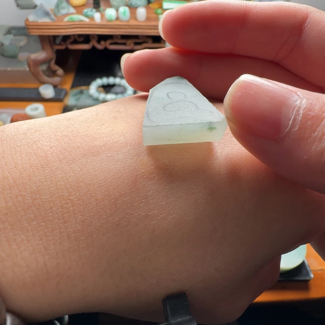 定制翡翠未镶嵌材料