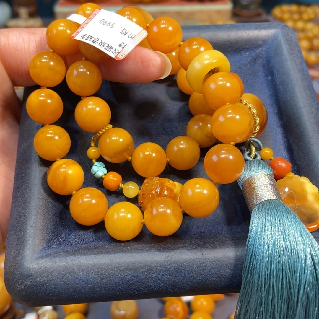 琥珀颈饰未镶嵌蜜蜡