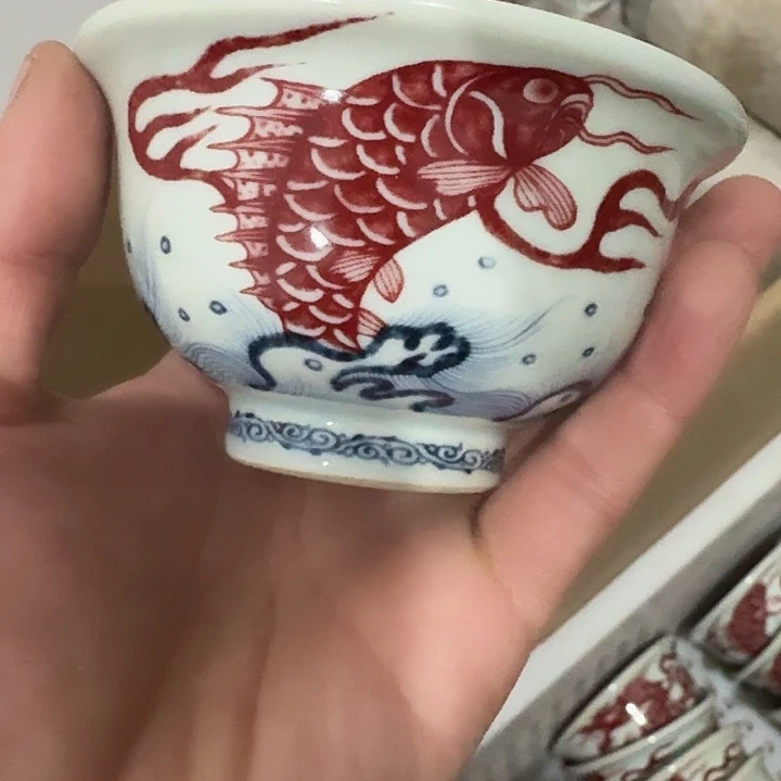 杯釉里红鱼化龙大压手