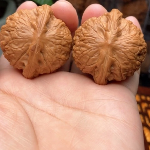 文玩核桃吊坠乾隆磨39精修