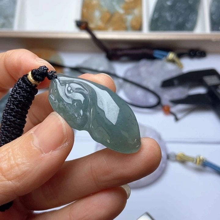 翡翠未镶嵌挂件翡翠