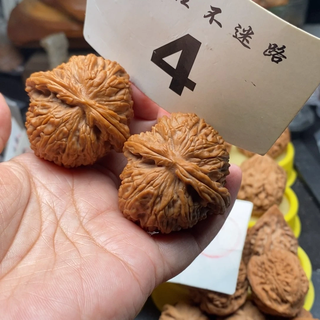 把件文玩核桃白狮子