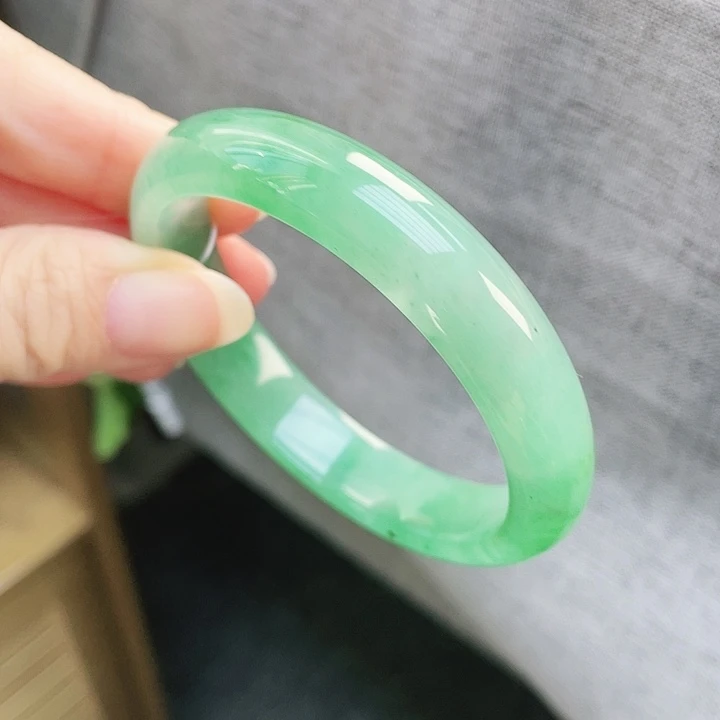 石英质玉未镶嵌手镯54 －55