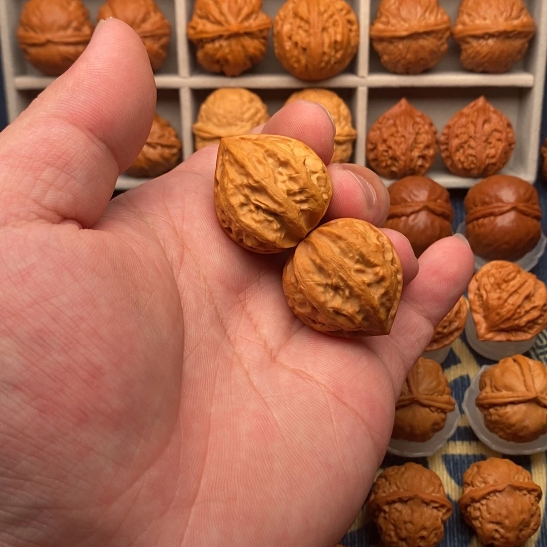 文玩核桃把件粗筋