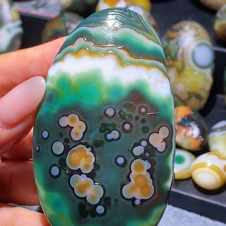 玛瑙/玉髓未镶嵌珠宝奇石96