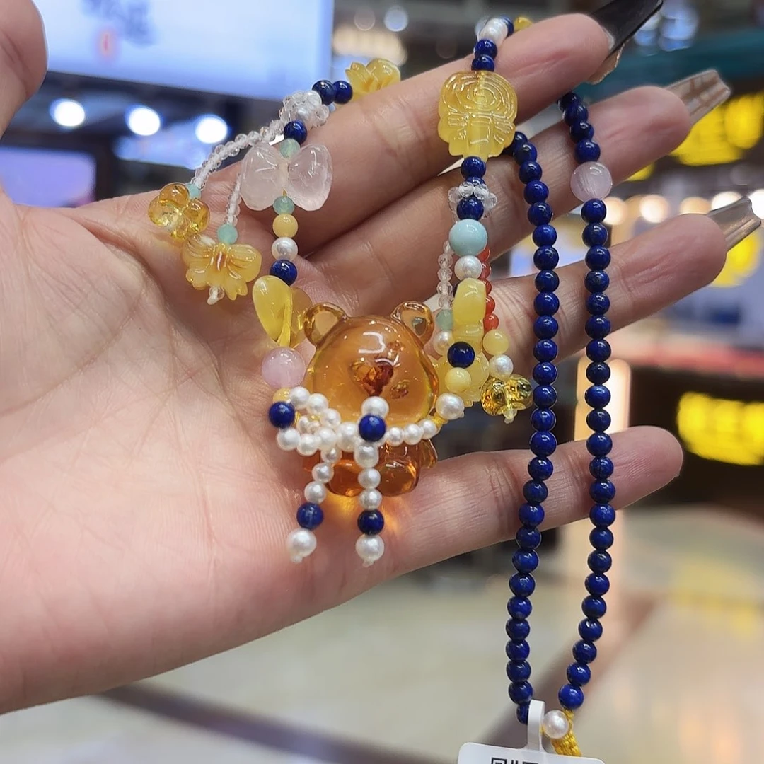 琥珀颈饰未镶嵌琥珀