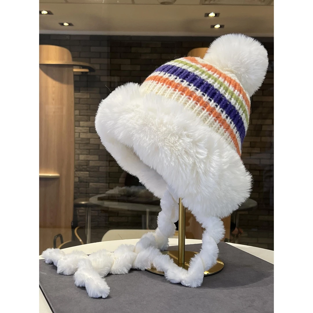 Miss Silas新款彩色渐变条纹大毛边针织帽子女秋冬季加厚亲肤保暖