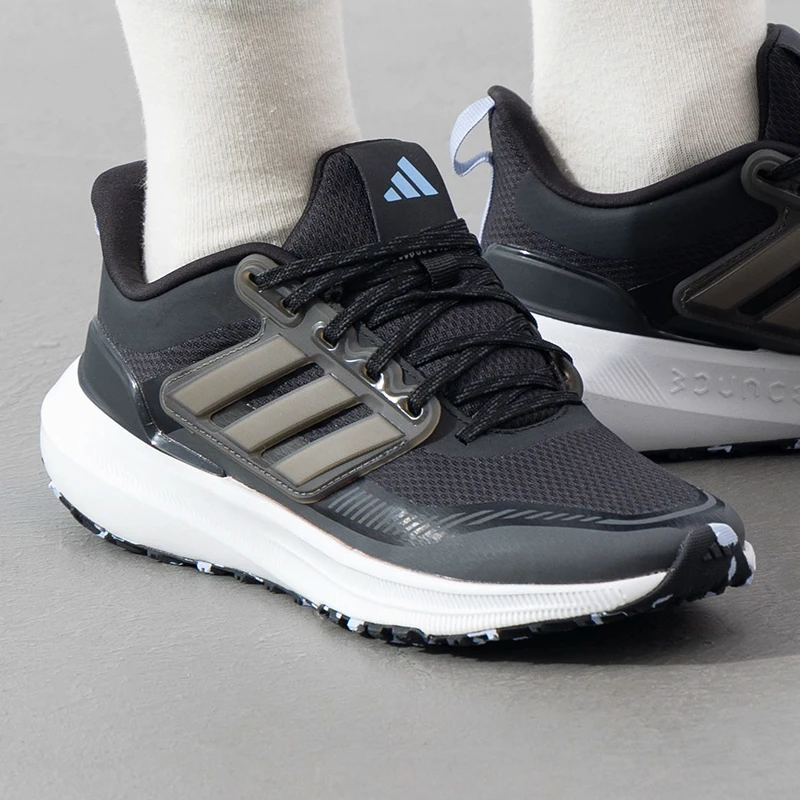 Adidas阿迪达斯女鞋春季新款运动鞋轻便缓震跑步鞋人生跑鞋ID9401