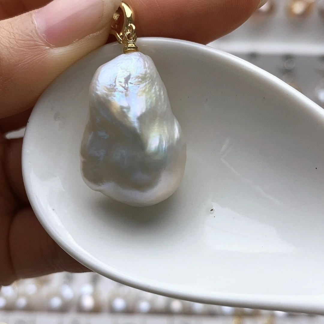 颈饰未镶嵌淡水珍珠