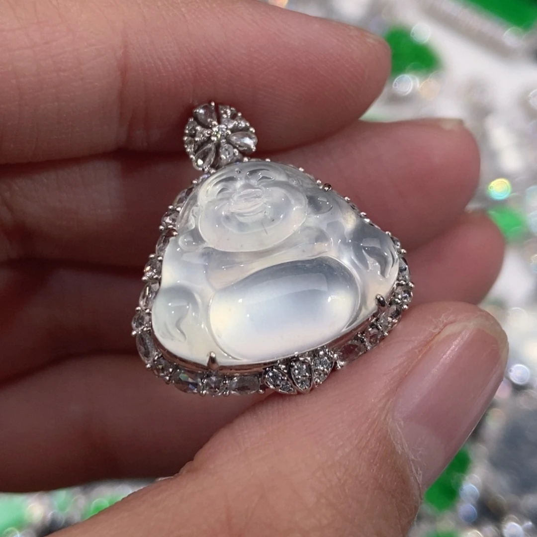 翡翠18K金镶嵌颈饰天然缅甸A货翡翠