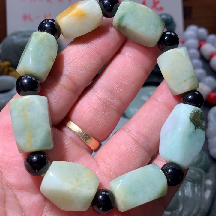 翡翠未镶嵌颈饰保真天然a货翡翠