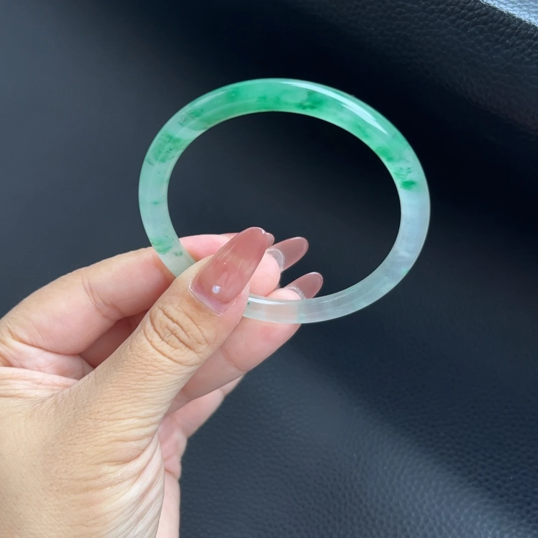 石英质玉未镶嵌手镯58，宽卡6➕