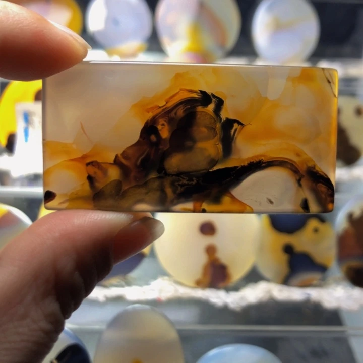 合金玛瑙/玉髓珠宝奇石37